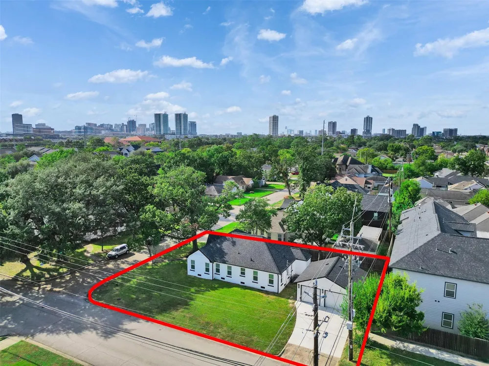 3143 Oakdale Street Houston, TX 77004