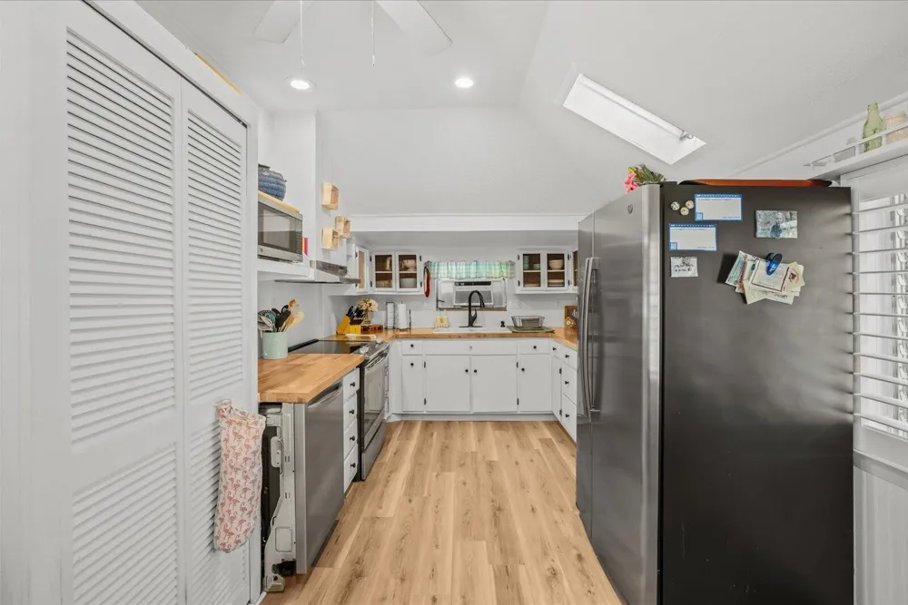 4360 NE INDIAN RIVER DRIVE Jensen Beach, FL 34957