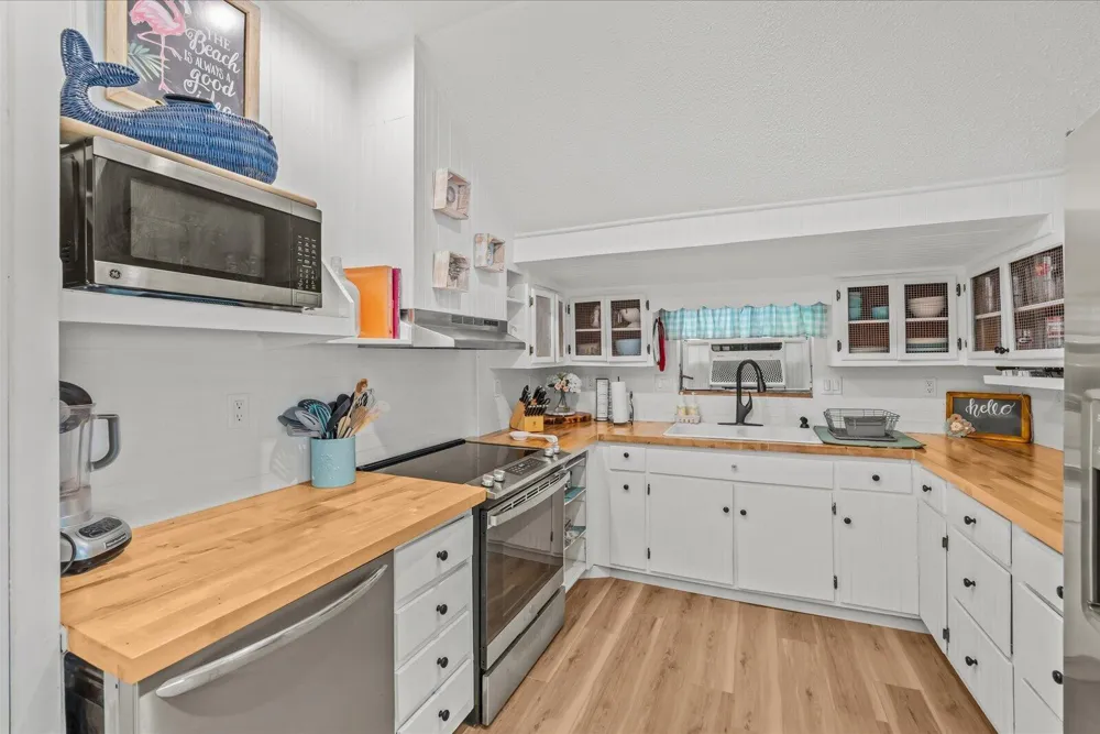 4360 NE INDIAN RIVER DRIVE Jensen Beach, FL 34957