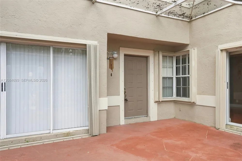 10922 Chandler Dr Cooper City, FL 33026