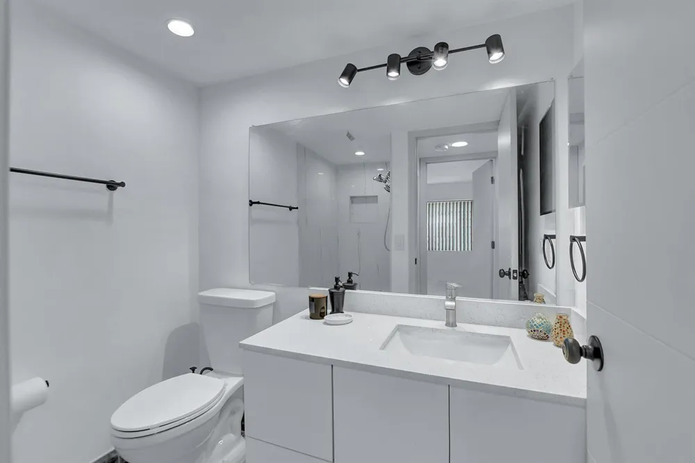 972 NORMANDY U Delray Beach, FL 33484