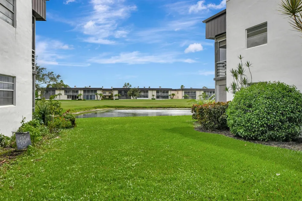 972 NORMANDY U Delray Beach, FL 33484