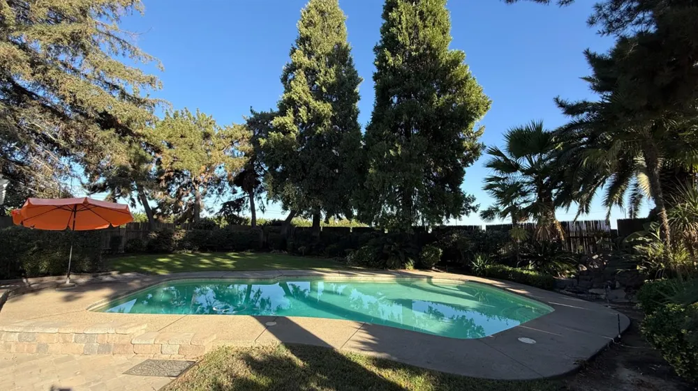 9568 S Academy Avenue Selma, CA 93662