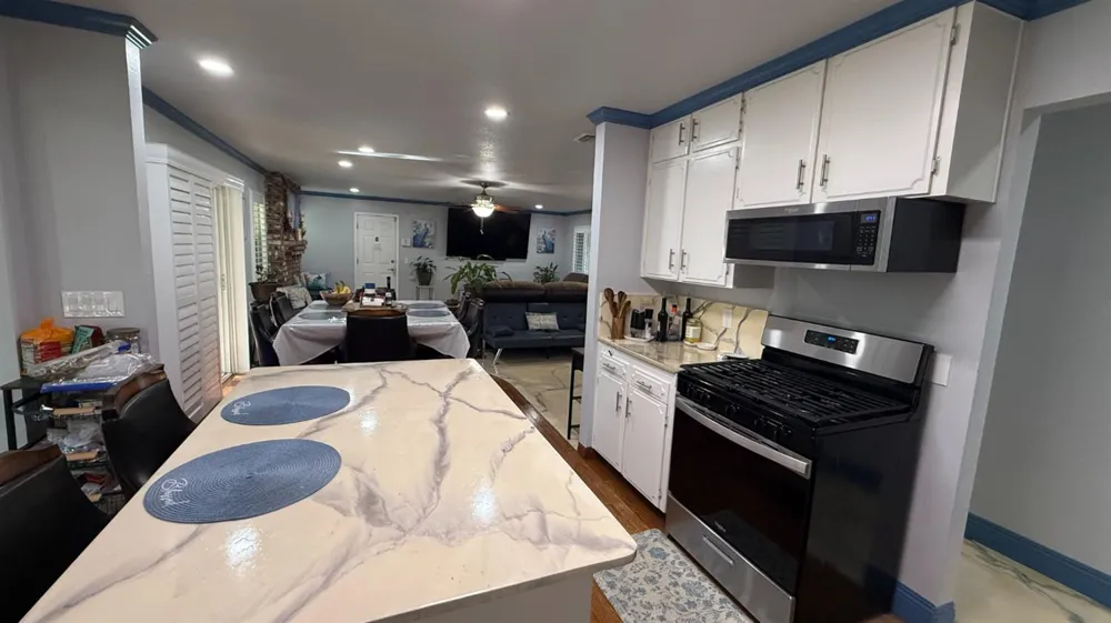 9568 S Academy Avenue Selma, CA 93662