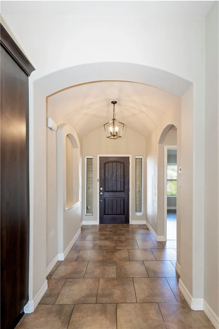 6105 Maximus Drive Corpus Christi, TX 78414