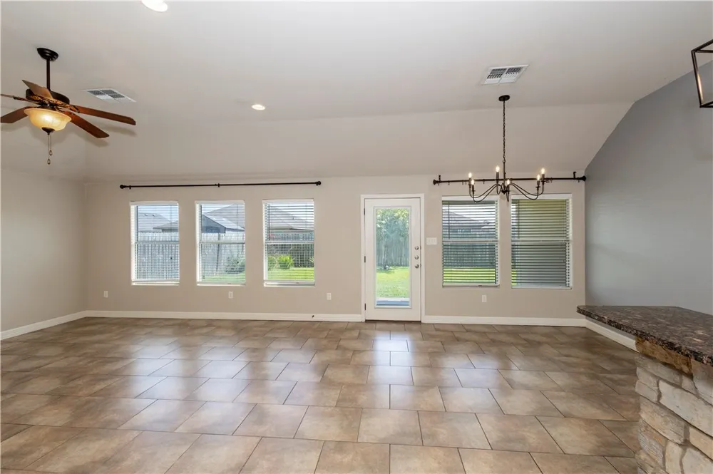 6105 Maximus Drive Corpus Christi, TX 78414