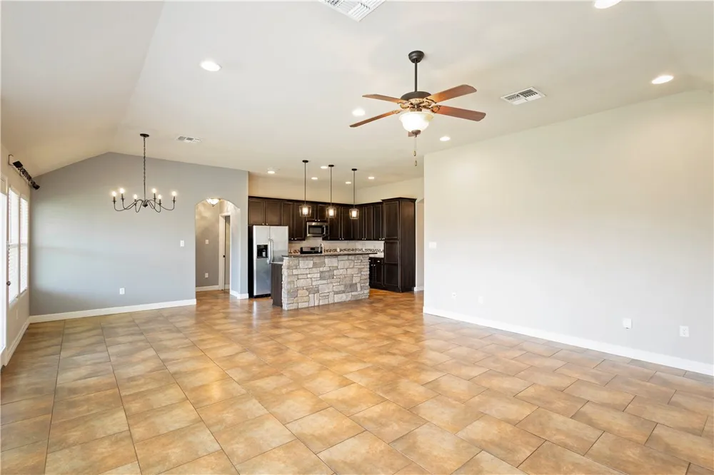 6105 Maximus Drive Corpus Christi, TX 78414