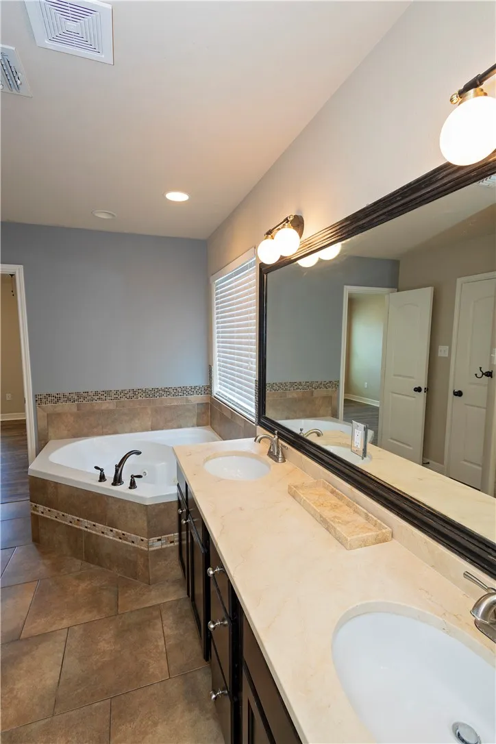 6105 Maximus Drive Corpus Christi, TX 78414