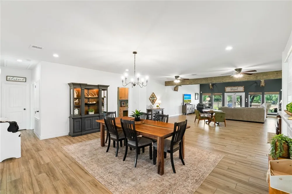 5821 Santa Clara Drive Robstown, TX 78380