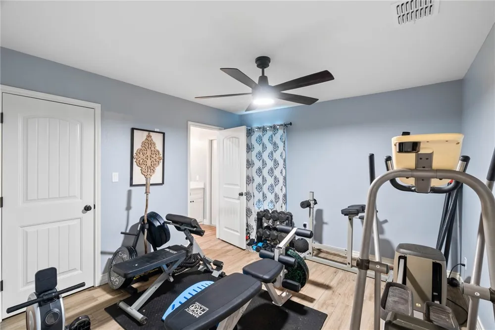 5821 Santa Clara Drive Robstown, TX 78380