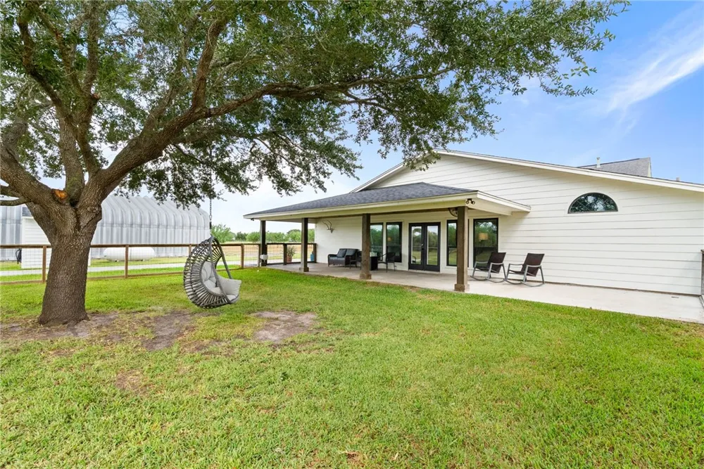 5821 Santa Clara Drive Robstown, TX 78380