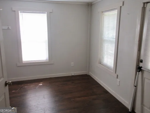 824 White ST Griffin, GA 30223