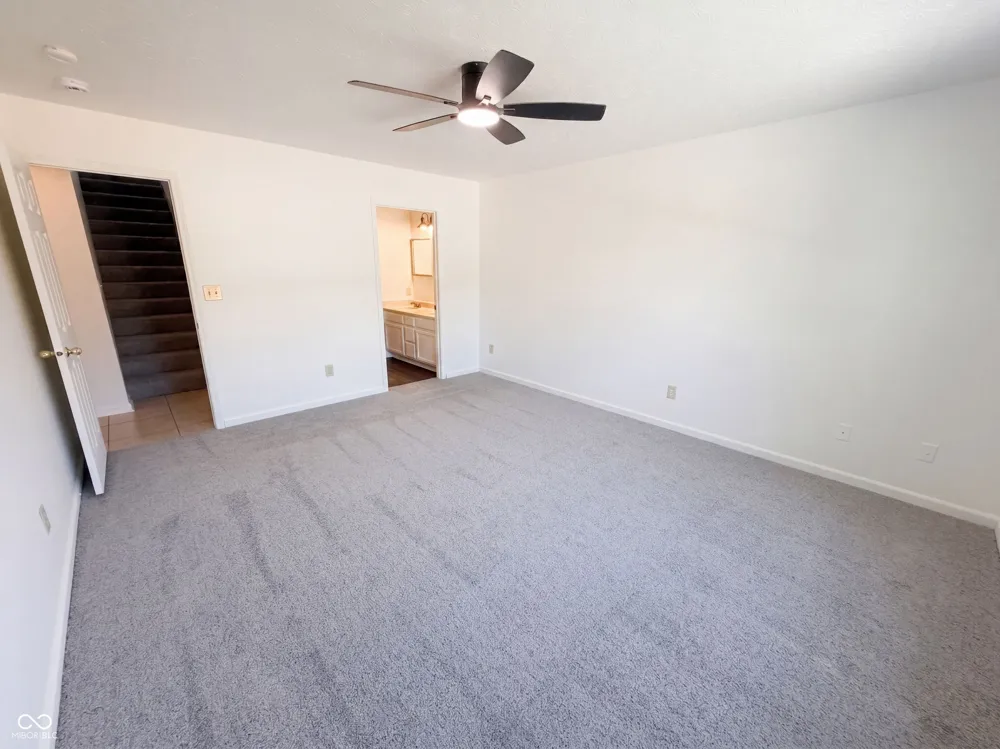 2018 Oakbrooke Court Avon, IN 46123