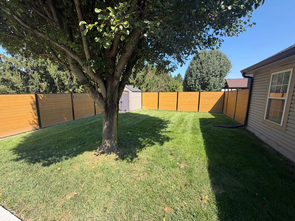2018 Oakbrooke Court Avon, IN 46123