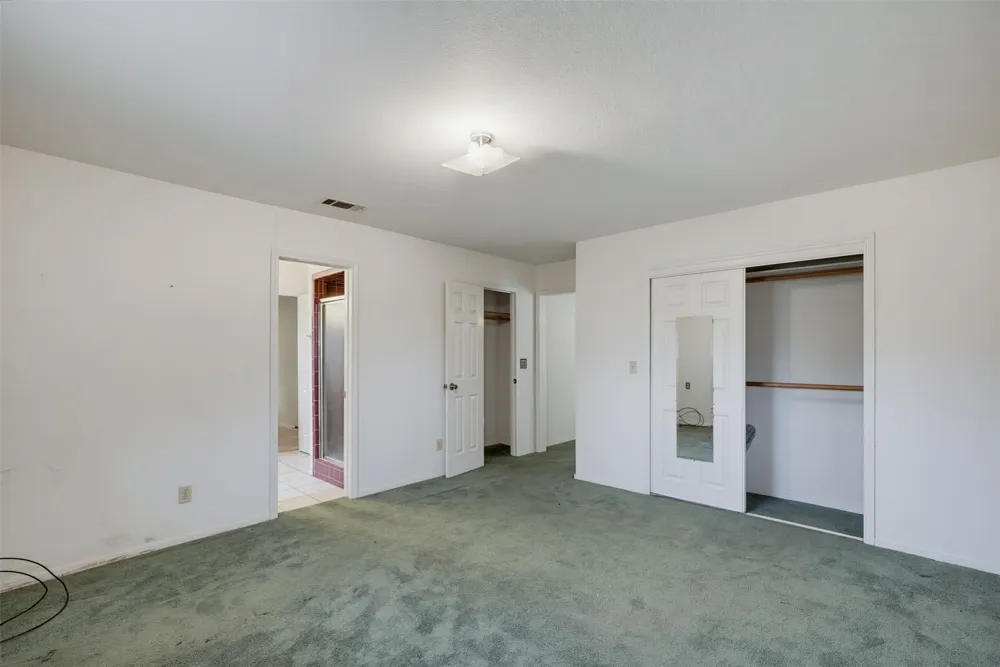 545 County Road 1110a Cleburne, TX 76031