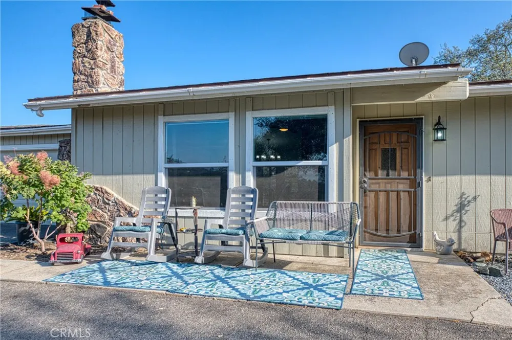 28960 Yosemite Springs Coarsegold, CA 93614