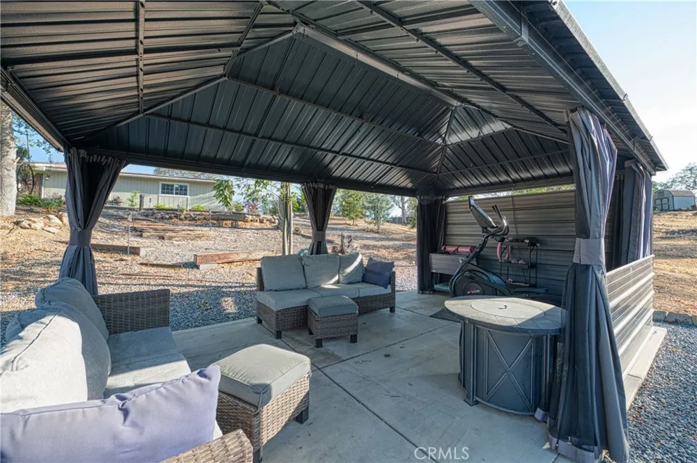 28960 Yosemite Springs Coarsegold, CA 93614
