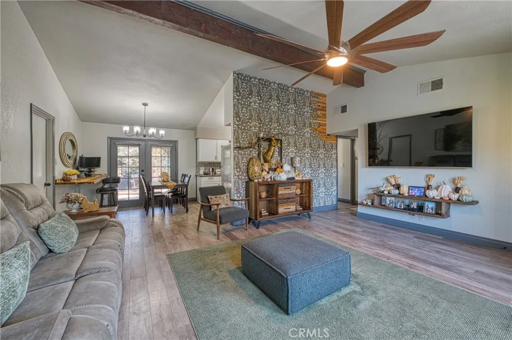 28960 Yosemite Springs Coarsegold, CA 93614