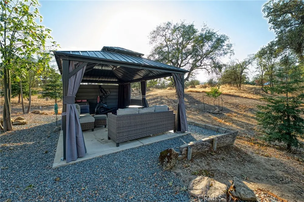 28960 Yosemite Springs Coarsegold, CA 93614