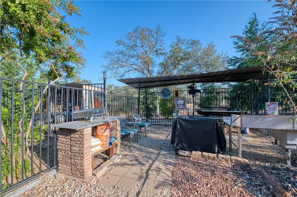 28960 Yosemite Springs Coarsegold, CA 93614