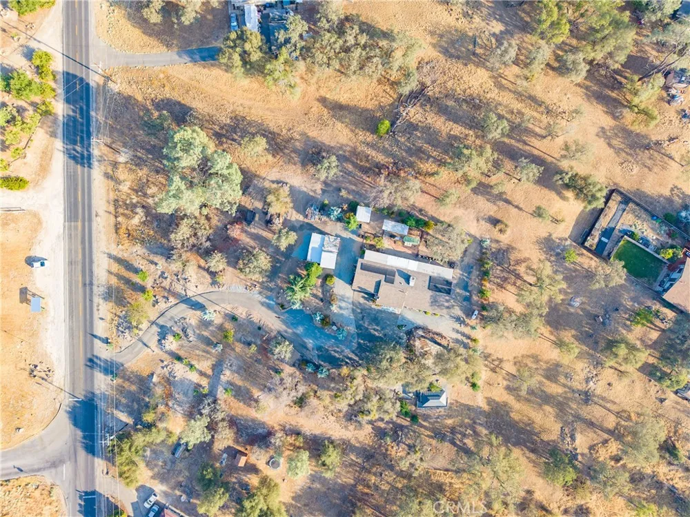 28960 Yosemite Springs Coarsegold, CA 93614