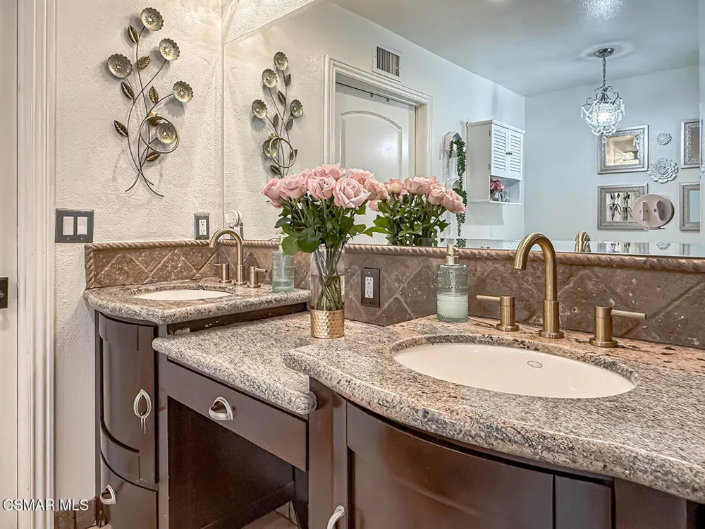 2846 Rikkard Drive Thousand Oaks, CA 91362