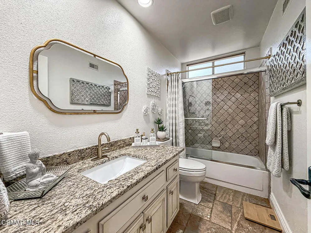 2846 Rikkard Drive Thousand Oaks, CA 91362