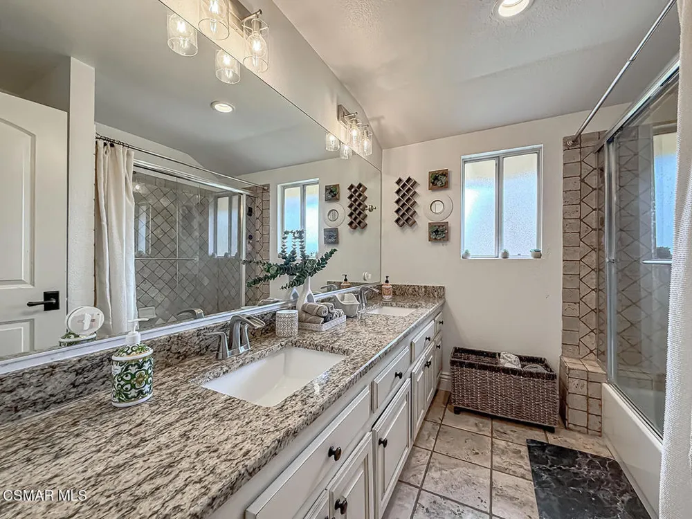 2846 Rikkard Drive Thousand Oaks, CA 91362