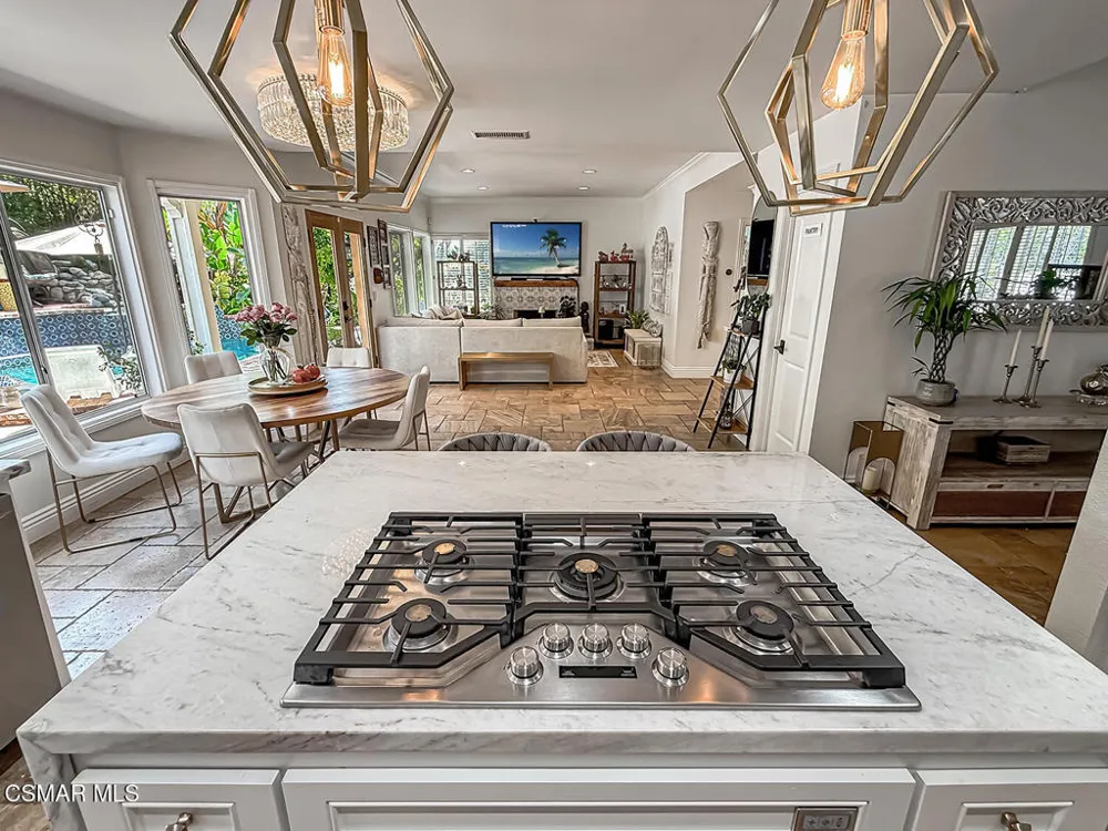 2846 Rikkard Drive Thousand Oaks, CA 91362
