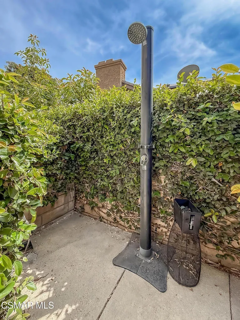 2846 Rikkard Drive Thousand Oaks, CA 91362