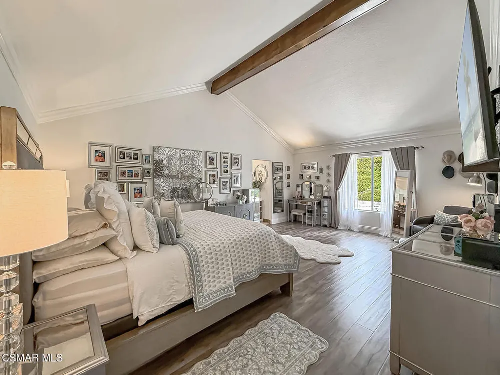 2846 Rikkard Drive Thousand Oaks, CA 91362