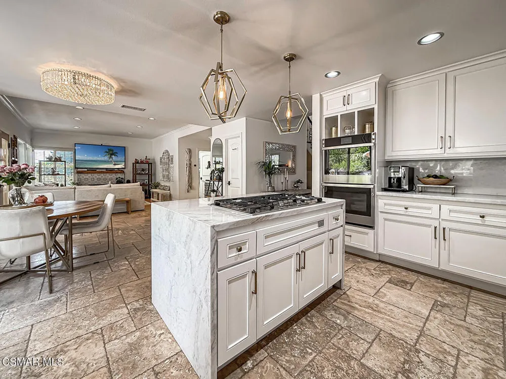 2846 Rikkard Drive Thousand Oaks, CA 91362