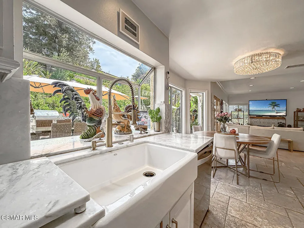 2846 Rikkard Drive Thousand Oaks, CA 91362