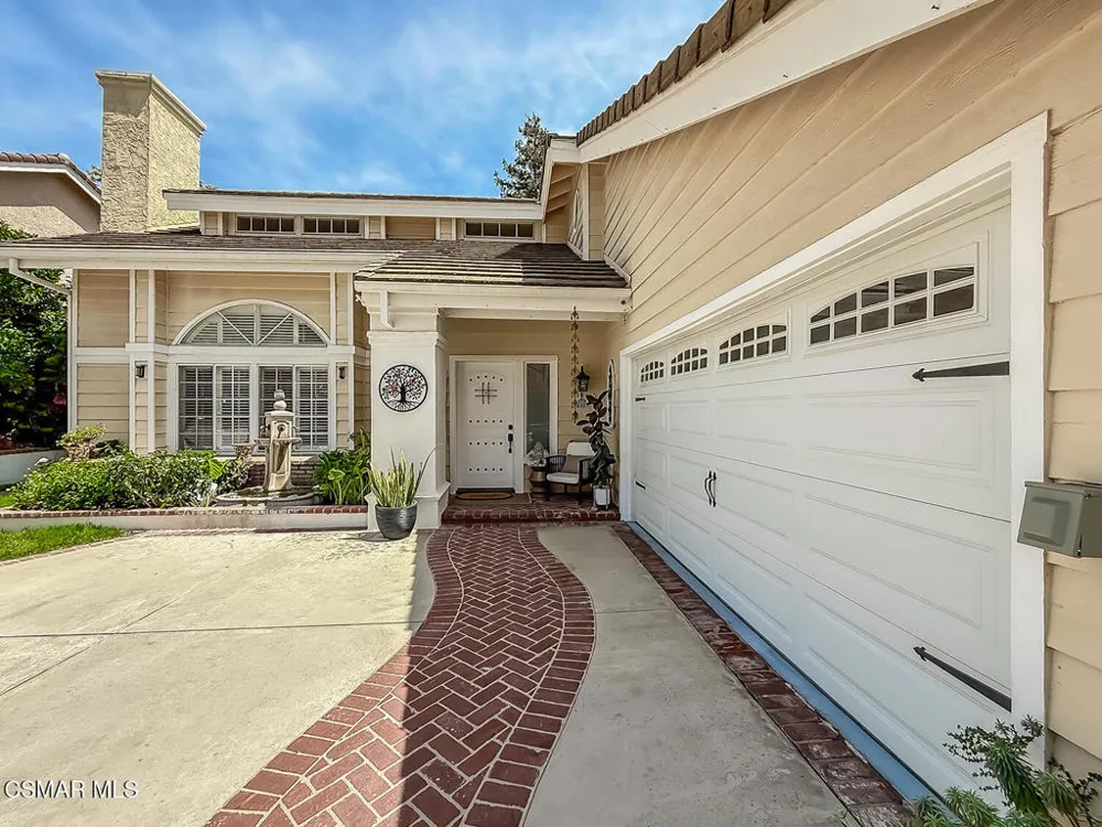 2846 Rikkard Drive Thousand Oaks, CA 91362