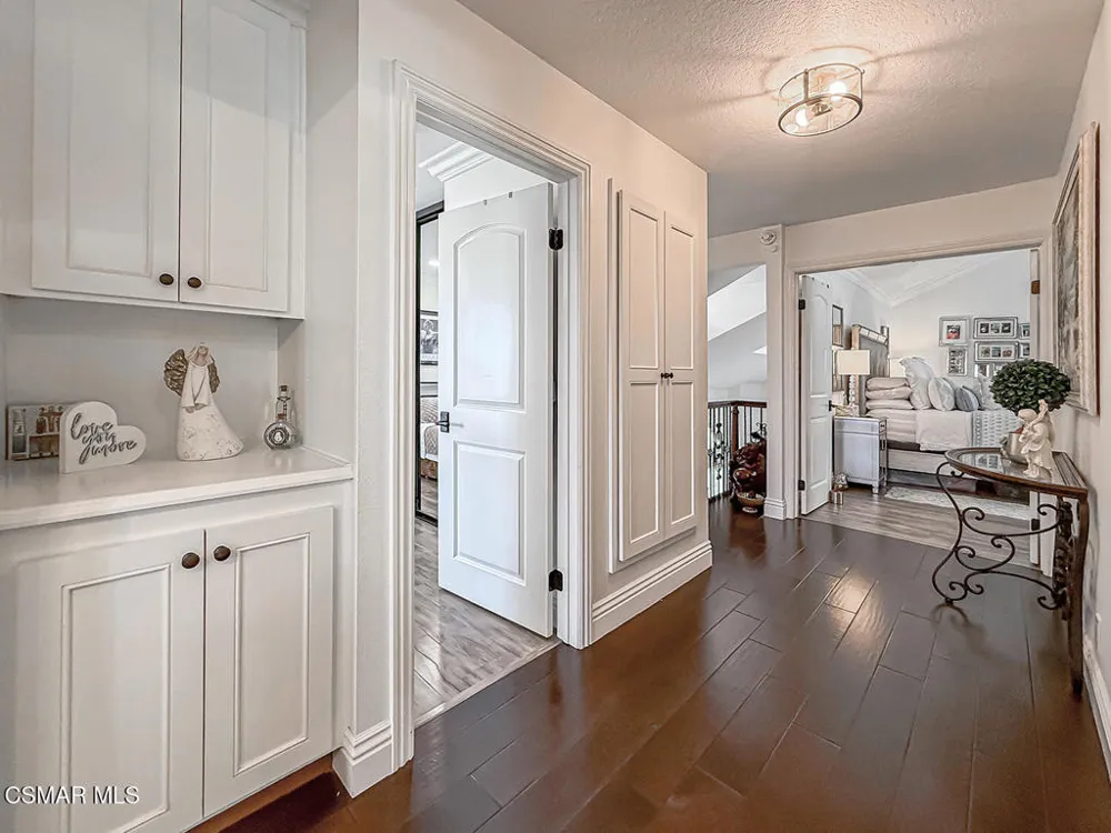 2846 Rikkard Drive Thousand Oaks, CA 91362