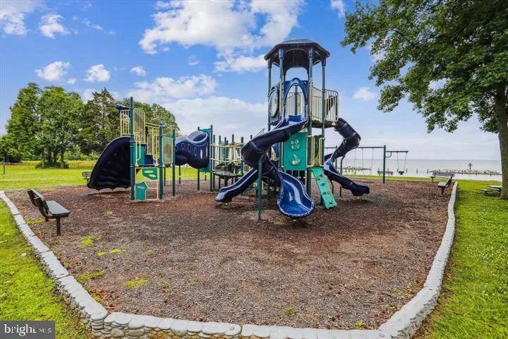 1623 CHESAPEAKE LANE Edgewater, MD 21037