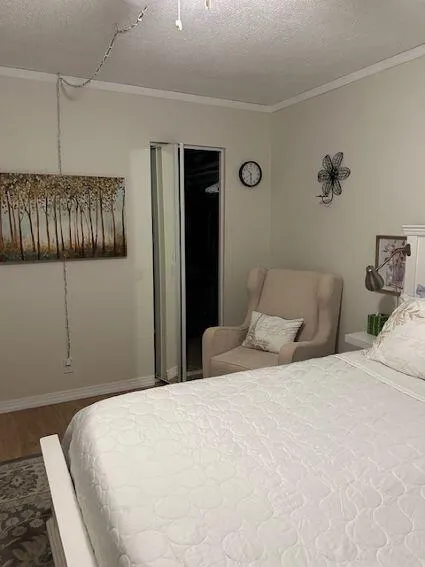 2566 Garden Drive S #307 Lake Worth, FL 33461