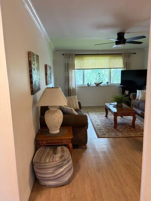 2566 Garden Drive S #307 Lake Worth, FL 33461