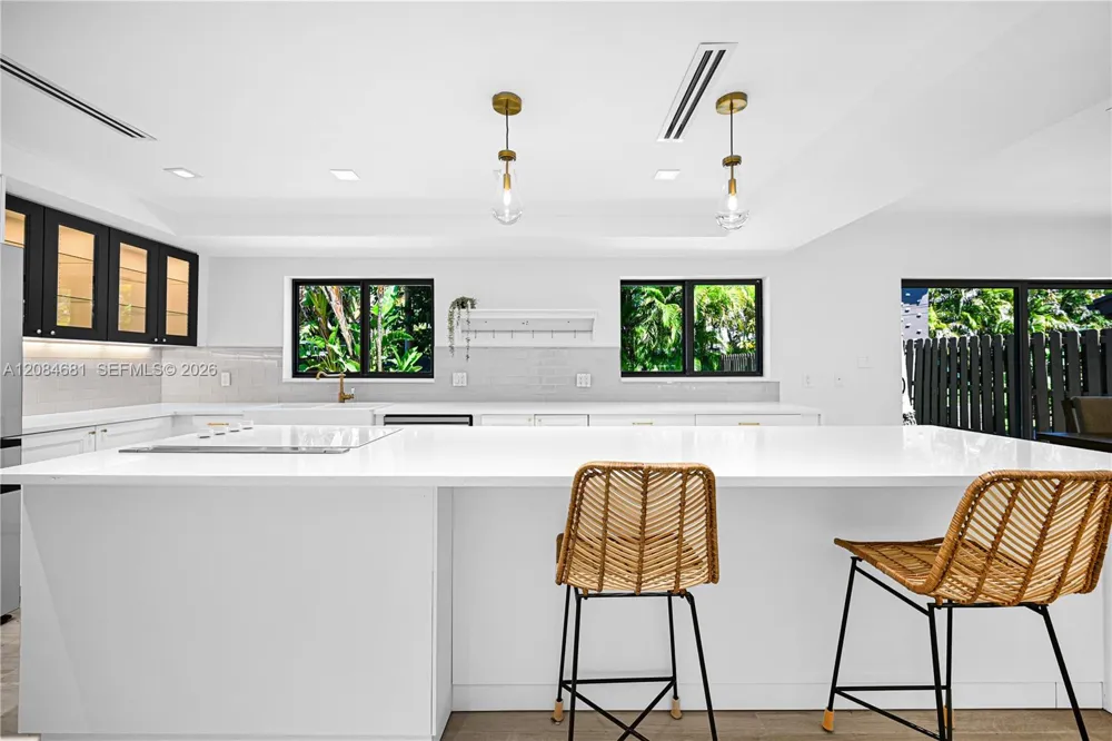 3305 NE 15th St Fort Lauderdale, FL 33304