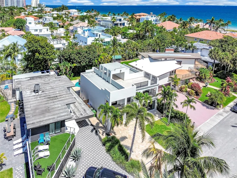 3305 NE 15th St Fort Lauderdale, FL 33304