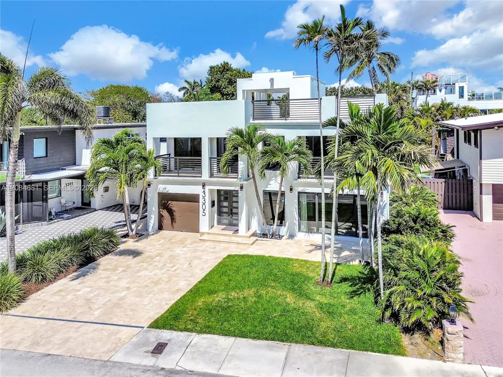 3305 NE 15th St Fort Lauderdale, FL 33304