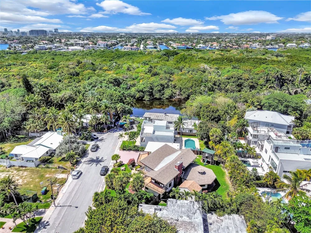 3305 NE 15th St Fort Lauderdale, FL 33304