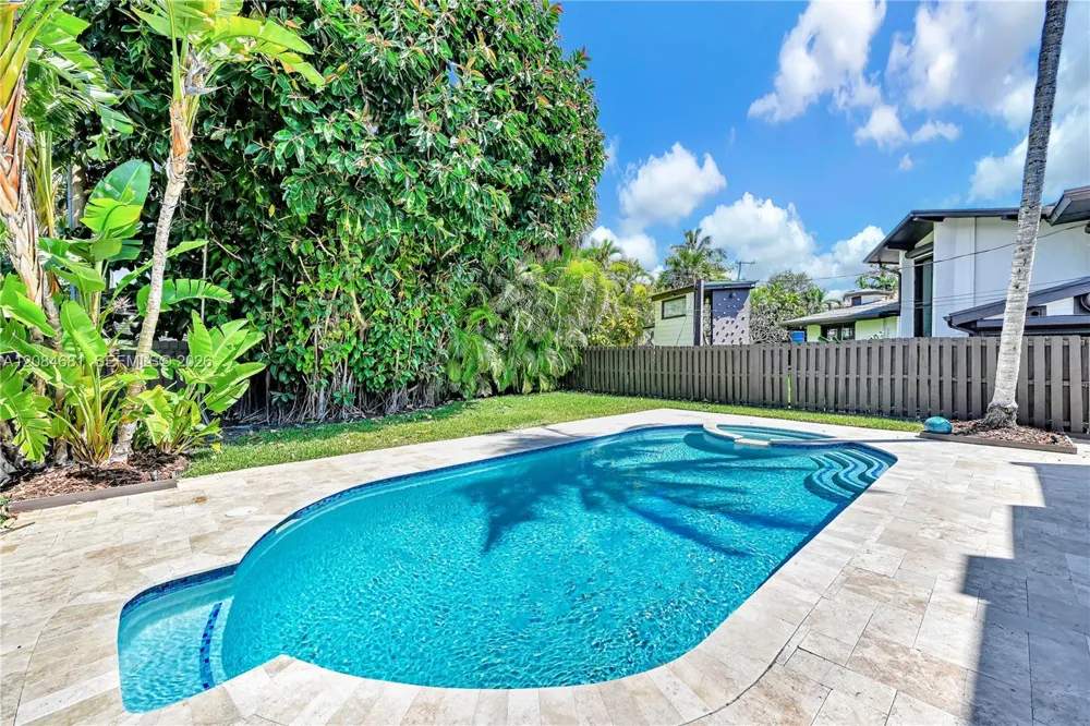 3305 NE 15th St Fort Lauderdale, FL 33304