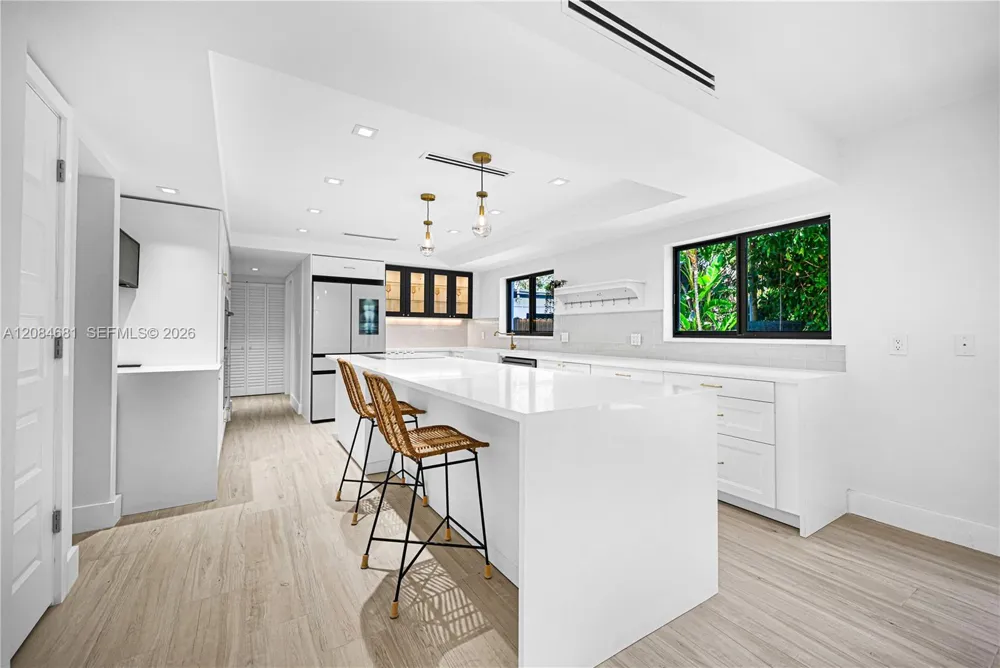3305 NE 15th St Fort Lauderdale, FL 33304
