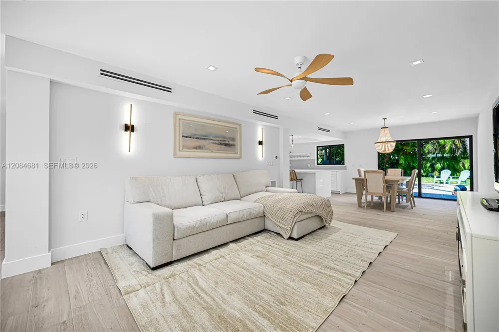 3305 NE 15th St Fort Lauderdale, FL 33304