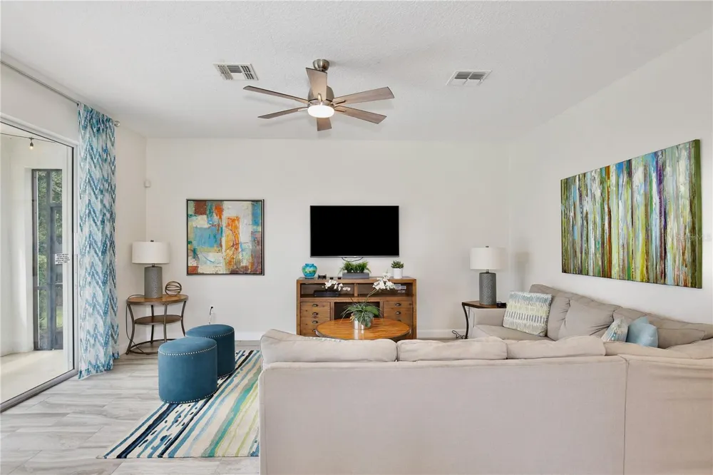 4710 KINGS CASTLE CIRCLE Kissimmee, FL 34746