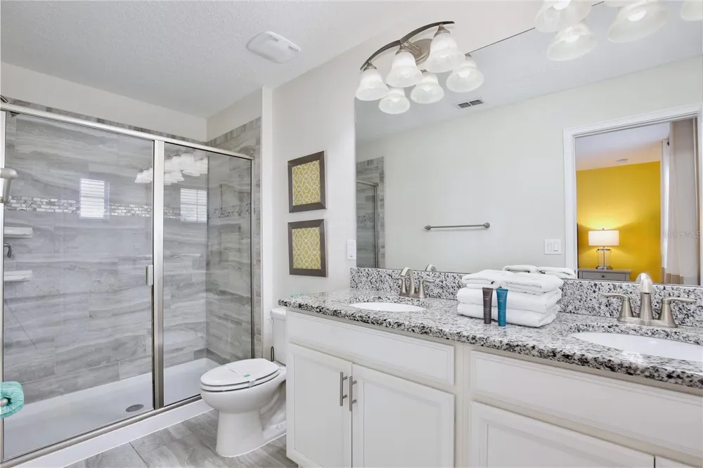 4710 KINGS CASTLE CIRCLE Kissimmee, FL 34746