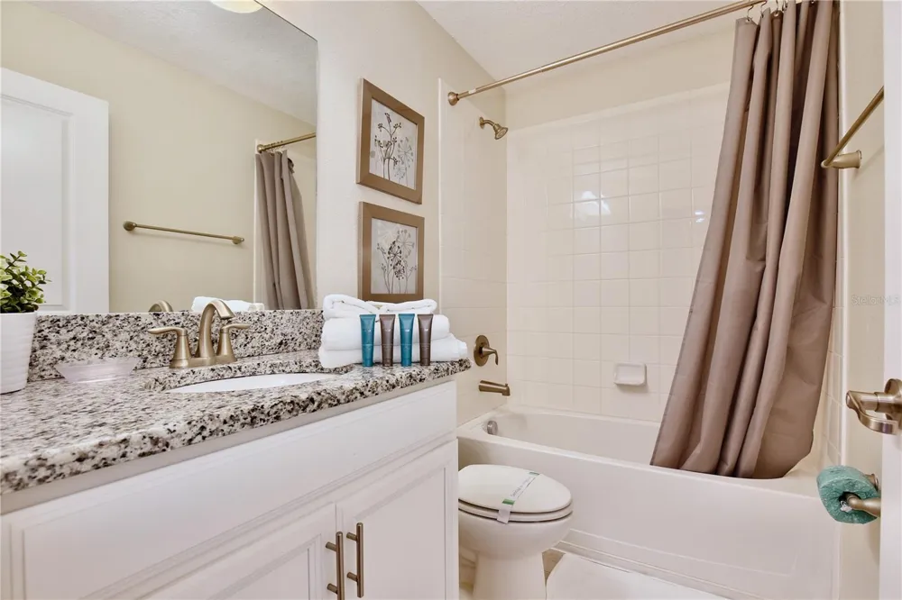 4710 KINGS CASTLE CIRCLE Kissimmee, FL 34746