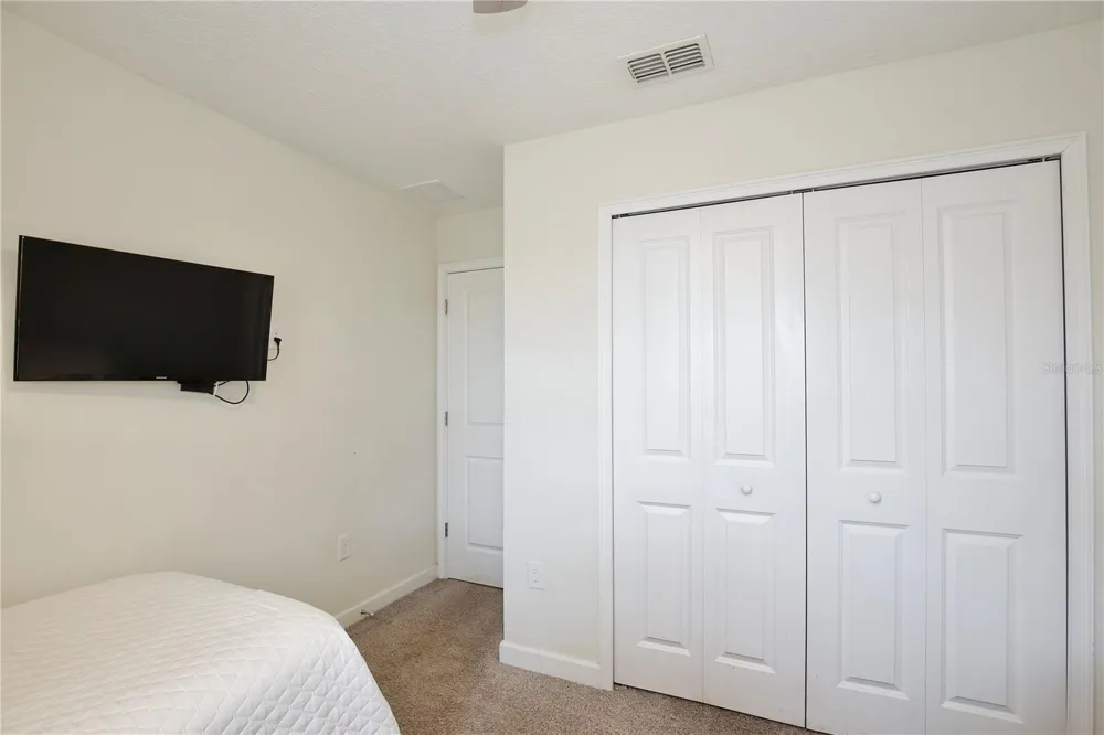4710 KINGS CASTLE CIRCLE Kissimmee, FL 34746