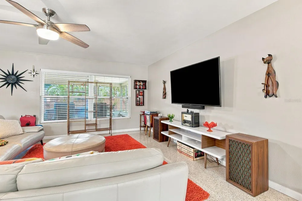 1631 ELIZABETH LANE Clearwater, FL 33755